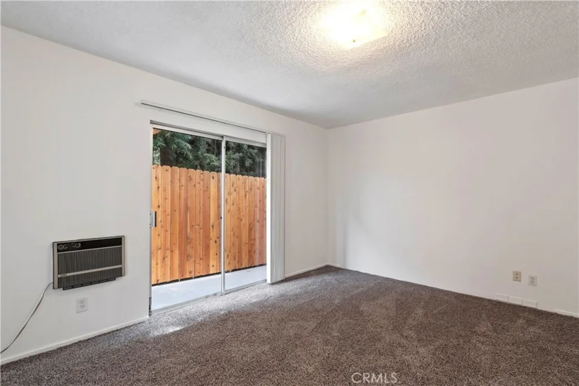 1527 Stanford Street #5 photo 3