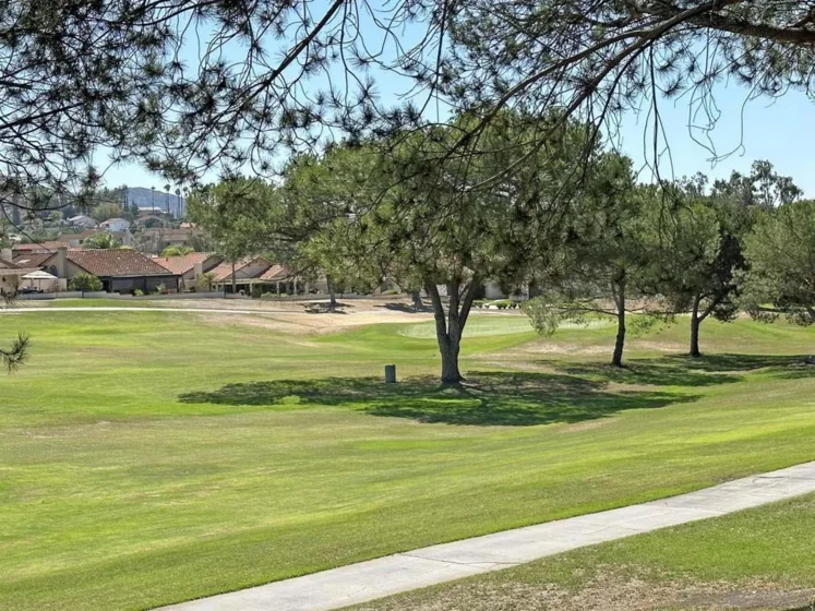 18004 Avenida Alozdra photo 1