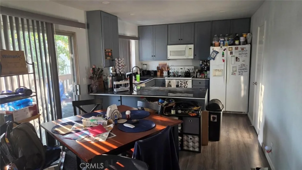 1196 S Citron photo 3