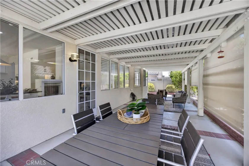 40221 Colony photo 34