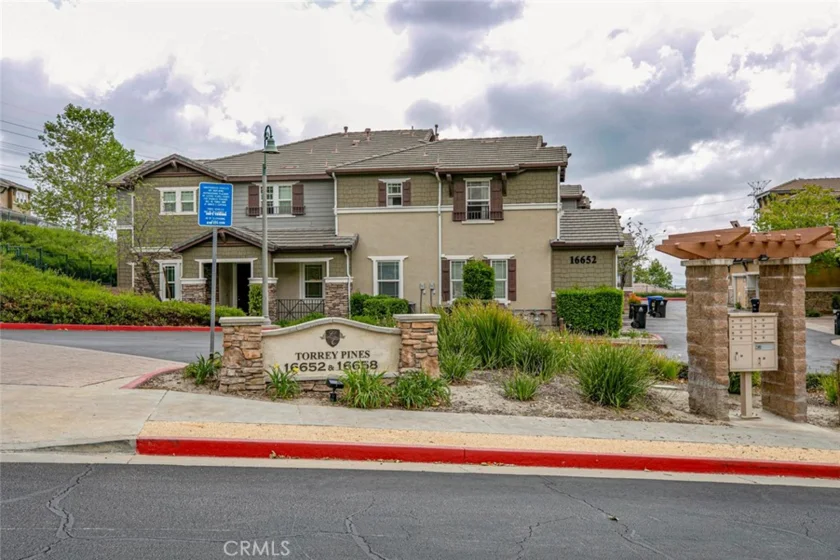 16652 Nicklaus Drive #94 photo 2