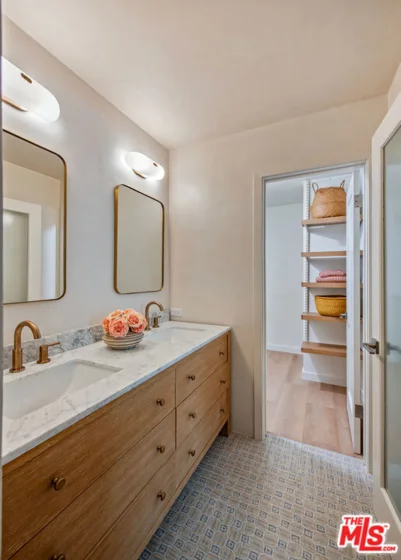 11645 Montana Avenue #101 photo 16