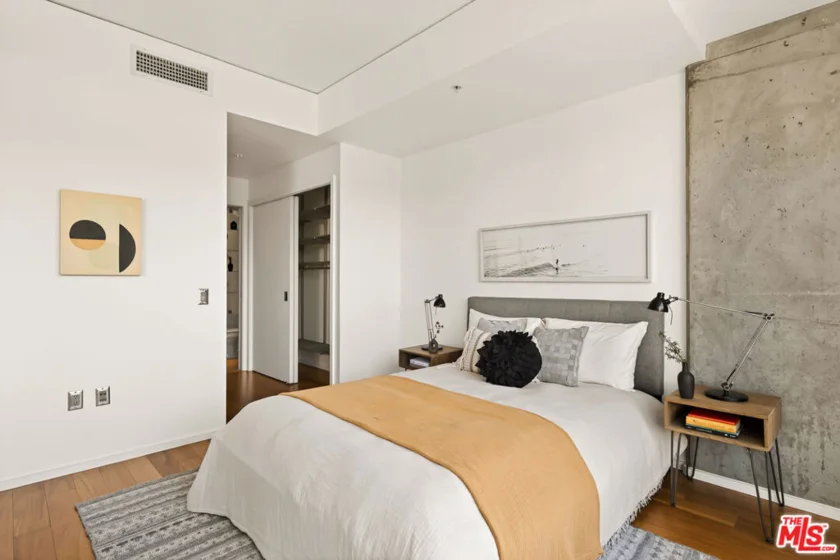 1155 S Grand Avenue #403 photo 8