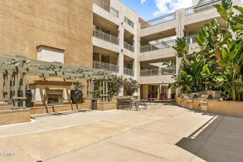 85 E Commonwealth Avenue #3D photo 28