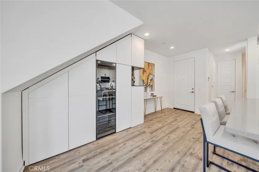 182 Finch photo 11
