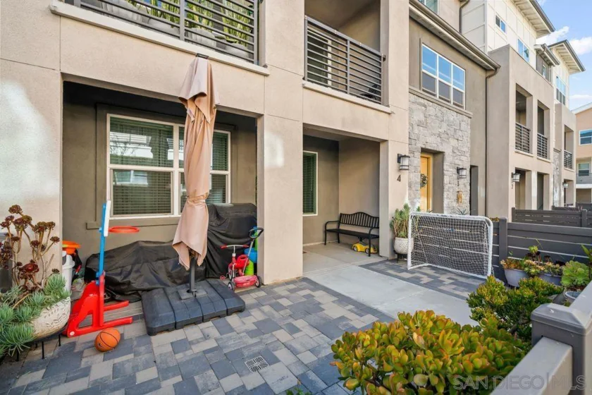 771 Abby Drive ##4 photo 3