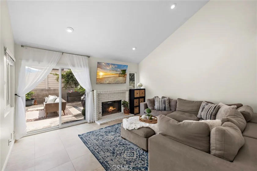 24772 Stratton photo 6