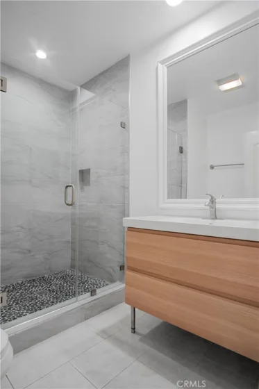 12955 Riverside Drive #102 photo 26