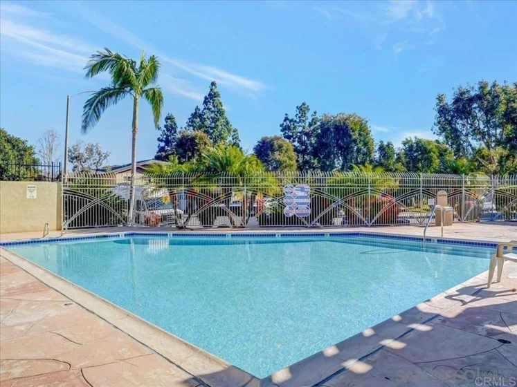 526 Calle Montecito #140 photo 12