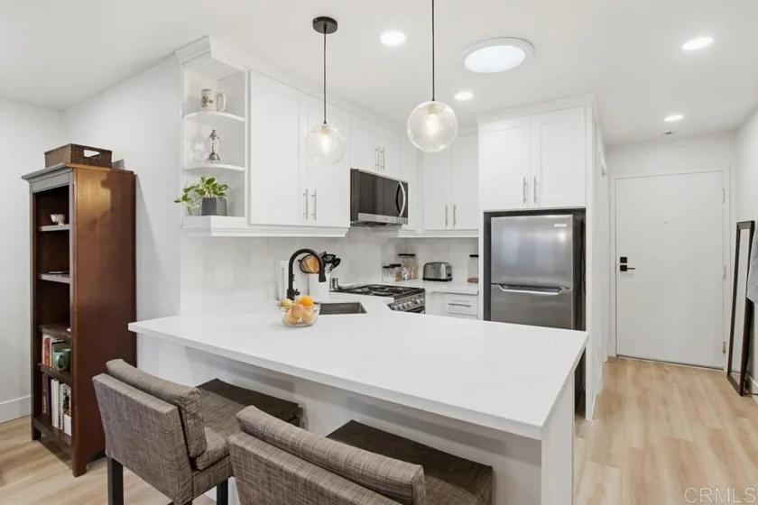 3950 Cleveland Avenue #211 photo 13