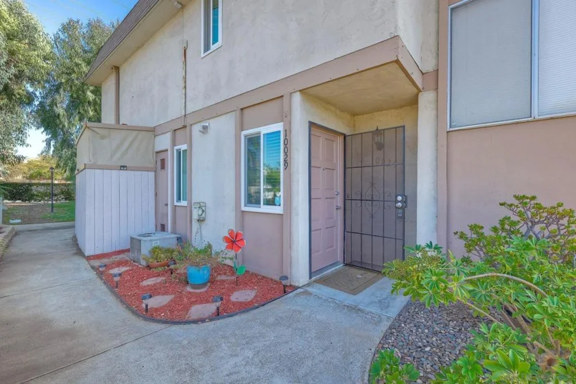 10029 Santana Ranch Lane photo 32