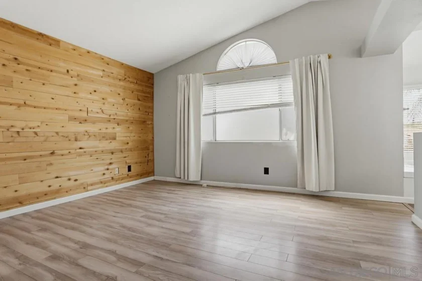 39991 Falcon Way photo 17