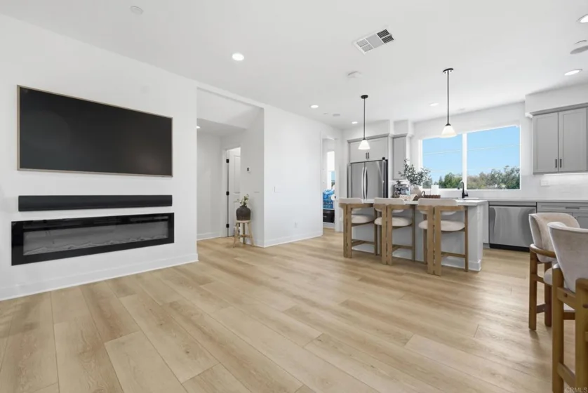 370 Volary Glen photo 12