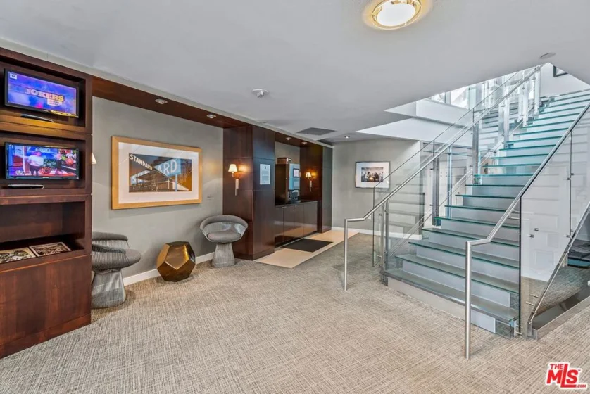 13700 Marina Pointe Drive #305 photo 50