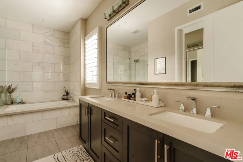 12765 Bluff Creek Drive #1 photo 18