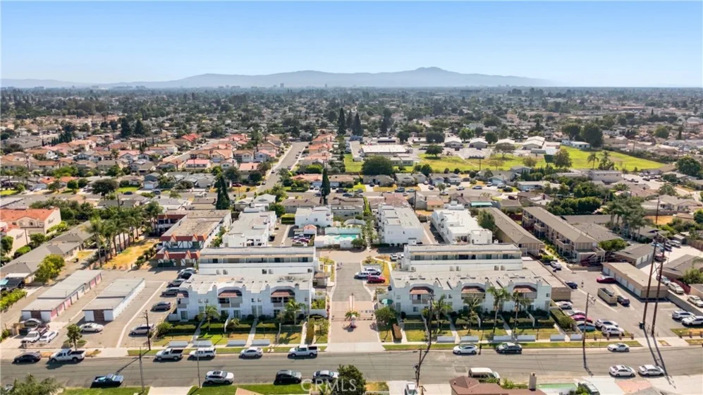 12700 Josephine photo 35