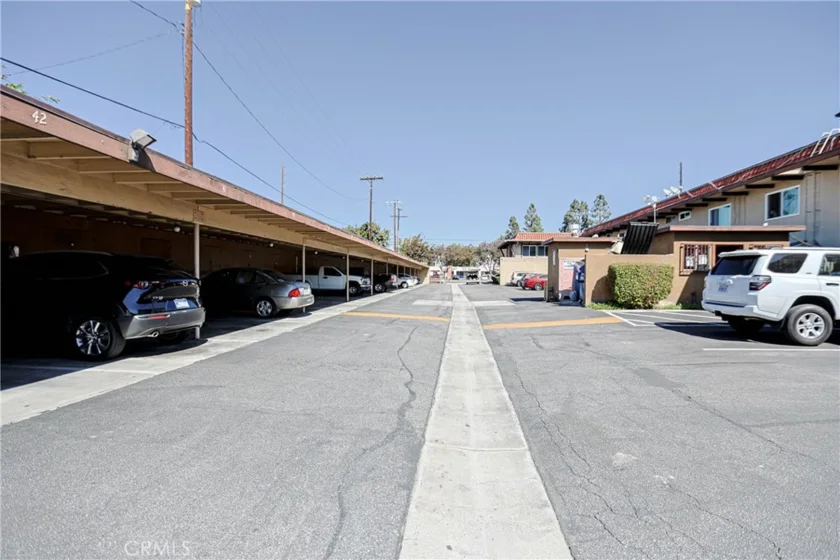 1400 W Warner photo 25