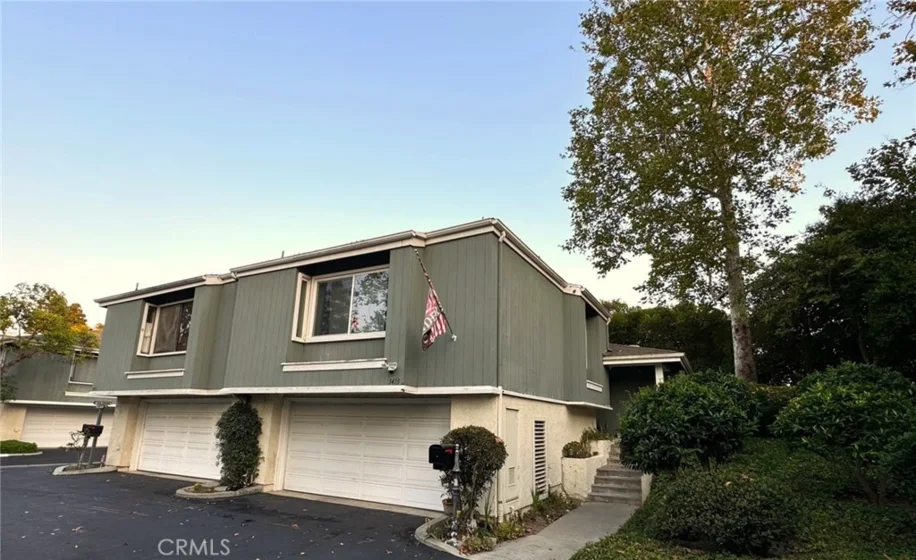 3413 Pinebrook Circle photo 1