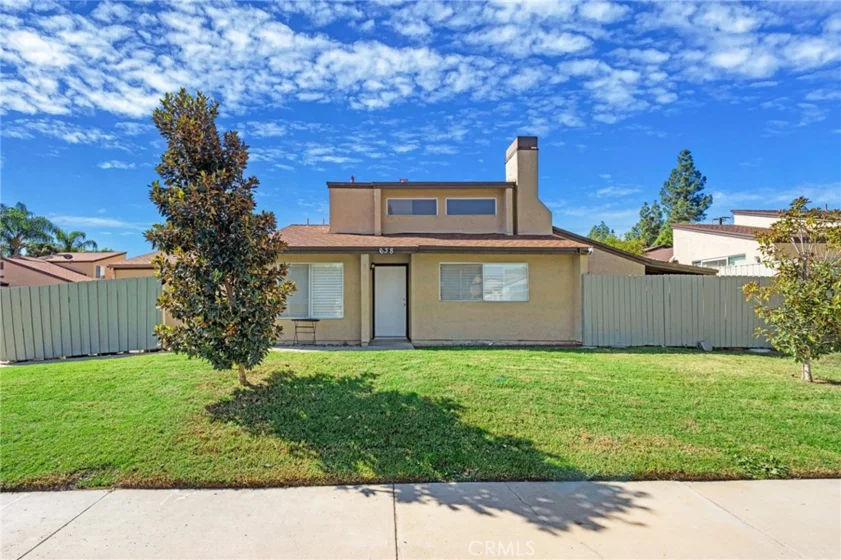 638 Parkview photo 2