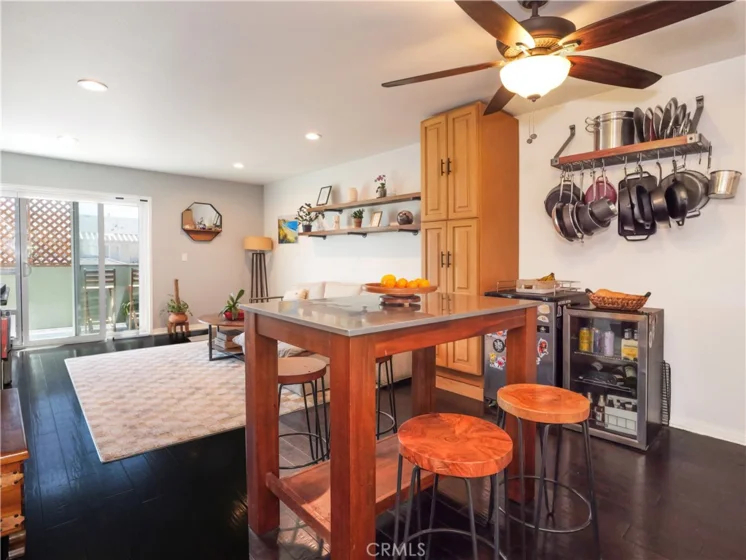 453 Almond Avenue #6 photo 8