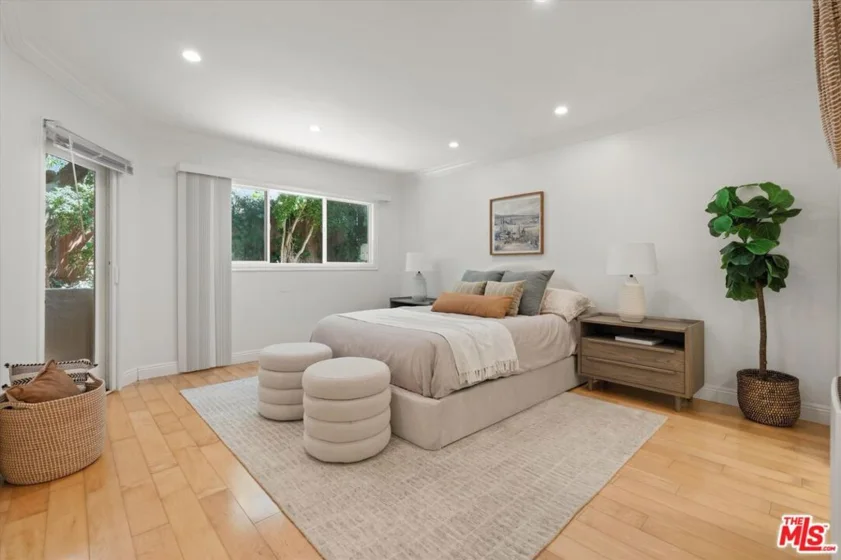 11646 Chenault Street #9 photo 5
