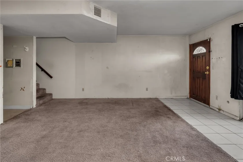 6438 Hazeltine Avenue #6 photo 9
