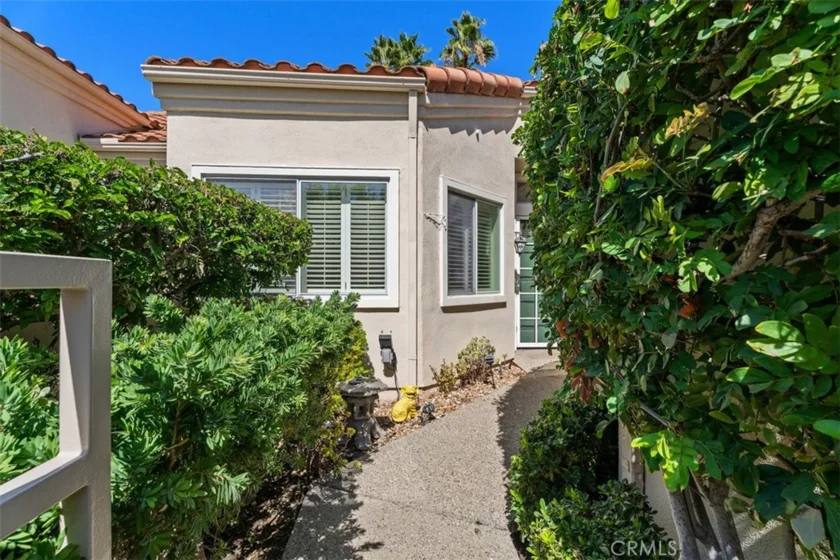 28825 Paseo Campana photo 3