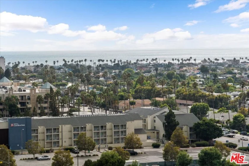 4316 Marina City Drive #1023 photo 22
