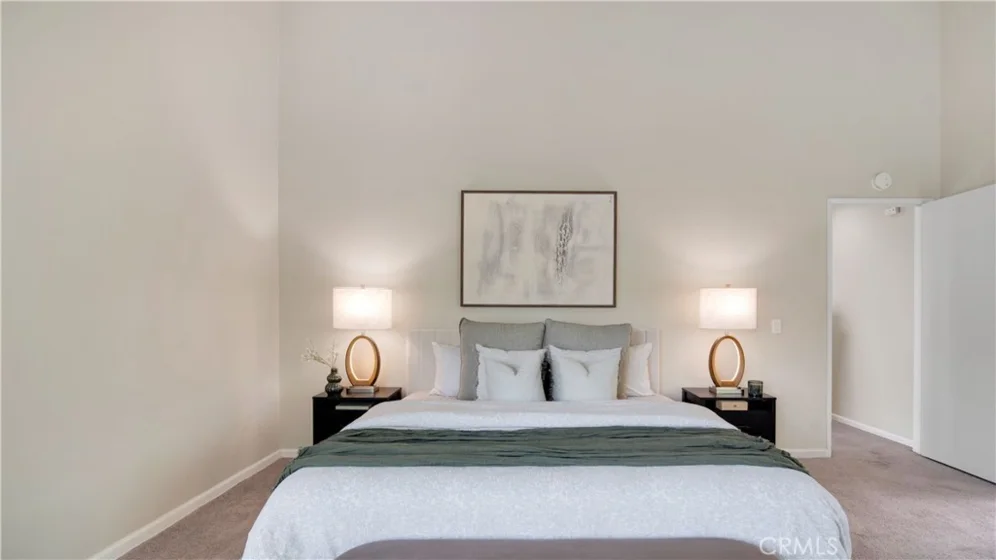 158 N Singingwood Street #2 photo 30
