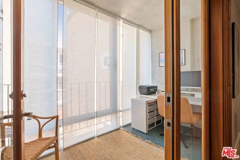 705 Westmount Drive #209 photo 14