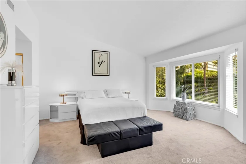 27408 Hyatt Court photo 25