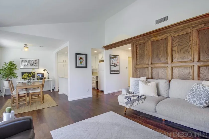 7780 Parkway Drive #804 photo 1