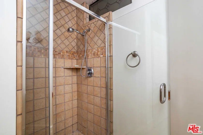 10364 Almayo Avenue #103 photo 32