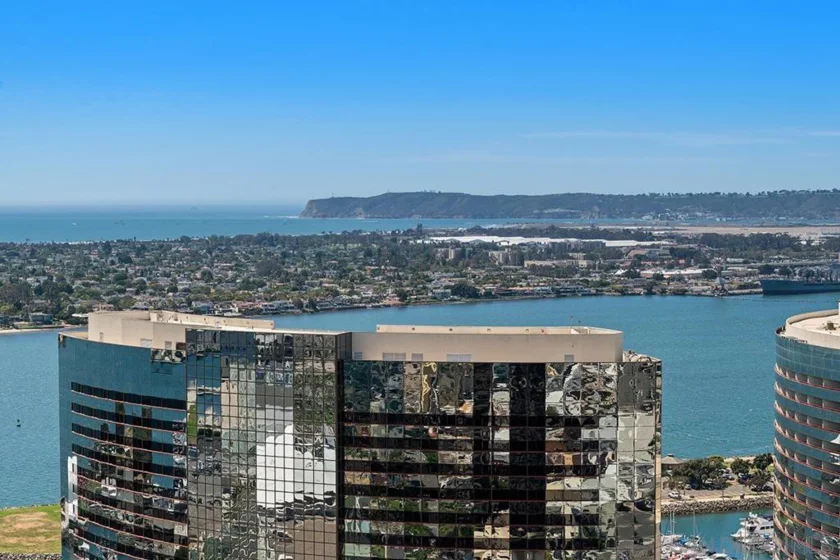 100 Harbor Drive #3504 photo 32