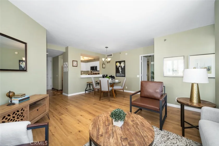 525 E Seaside Way #904 photo 57
