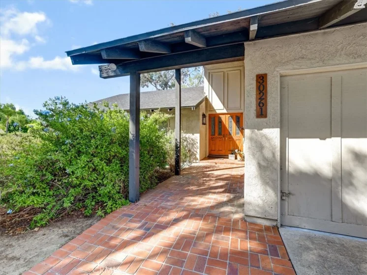 30261 Villa Alturas Drive photo