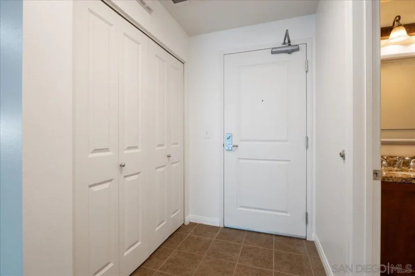 206 Park Boulevard #601 photo 2