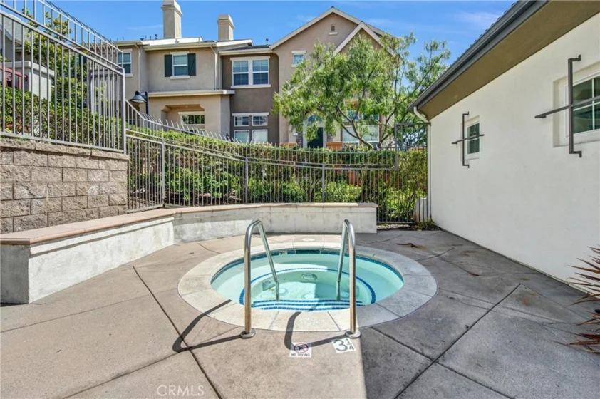2175 Cittadin Drive photo 39