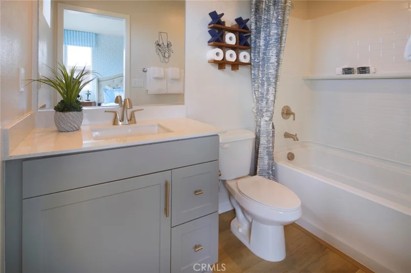 9550 Hannah Way photo 23