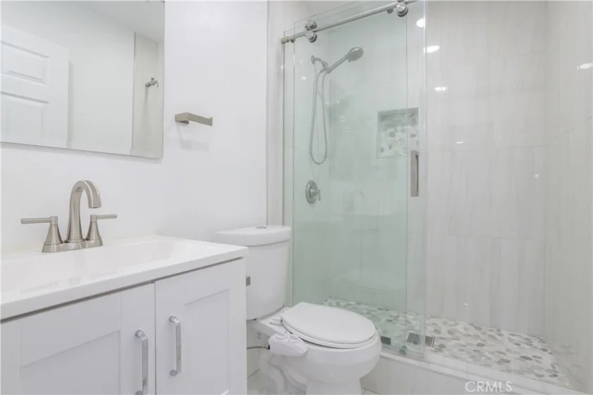 18347 Saticoy Street #35 photo 4