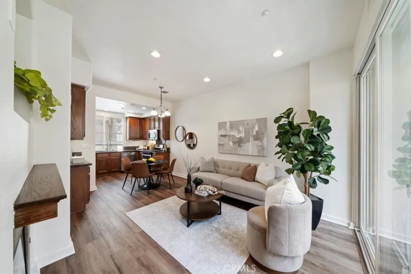 2868 Escala Circle photo 11