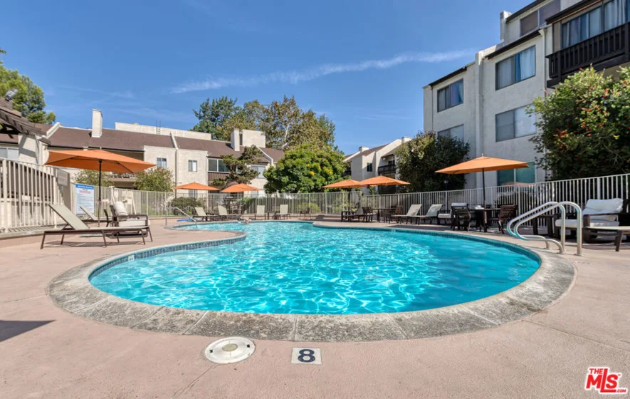8207 Summertime Lane photo 24