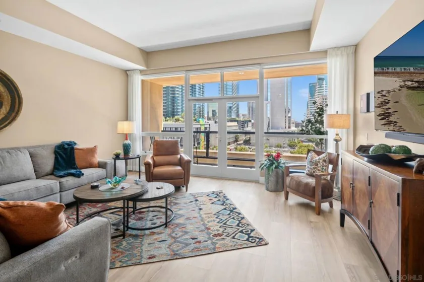 350 W Ash Street #809 photo 7