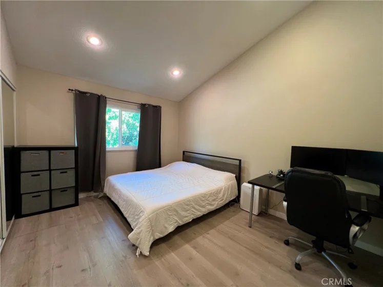 2248 Loma Alta Drive photo 4