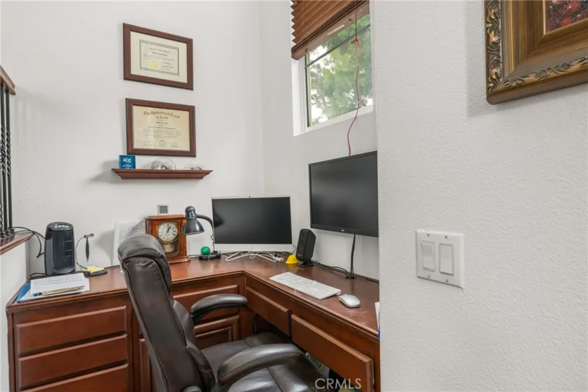 235 Tall Oak photo 20