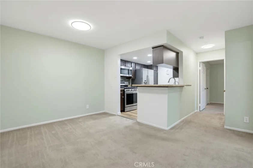 460 Oak Street #215 photo 6