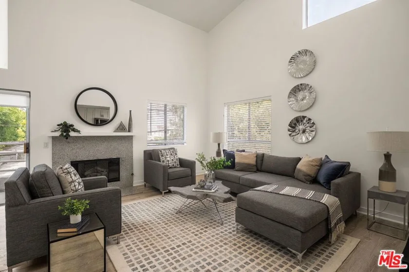 1617 S Beverly Glen Boulevard #404 photo 27