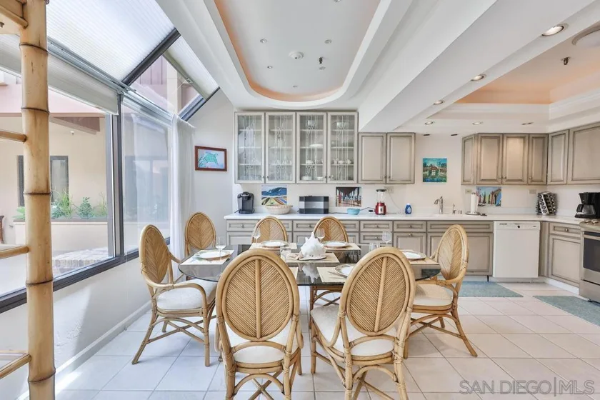 835 D Avenue #4 photo 17