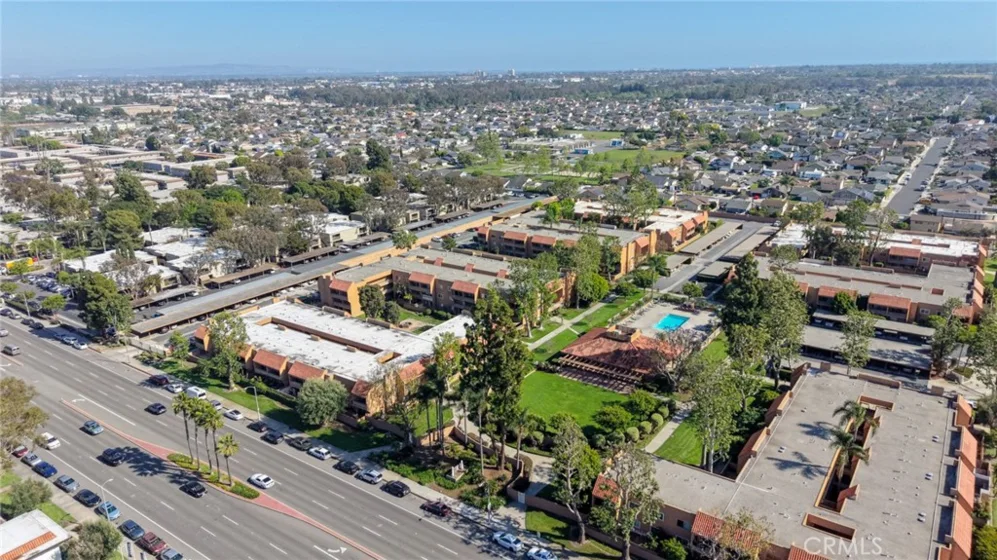 6600 Warner #205 photo 38