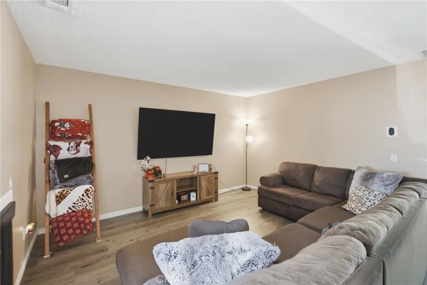 44603 La Paz Road photo 26